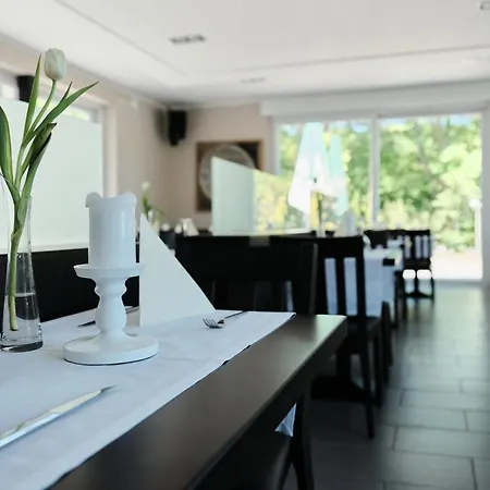 Beisenbusch & Restaurant Otel 2*